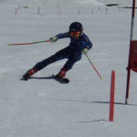 外膝の緩みが気になりますが×